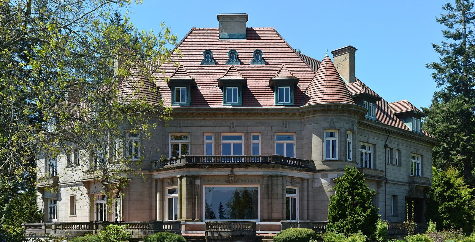 Rear of the sandstone Pittock Mansion